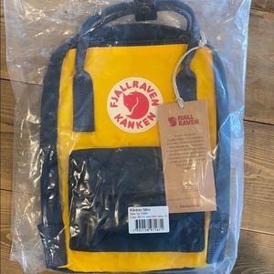 NWT FJALLRAVEN Kanken Mini- New in bag